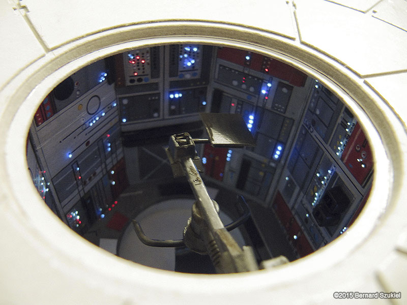 Illustration for article titled Millennium Falcon Papercraft Is A Work Of Art